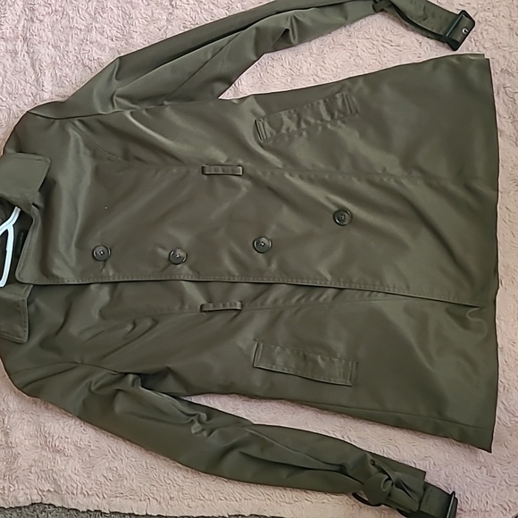 Jacket - Picture 3 of 3